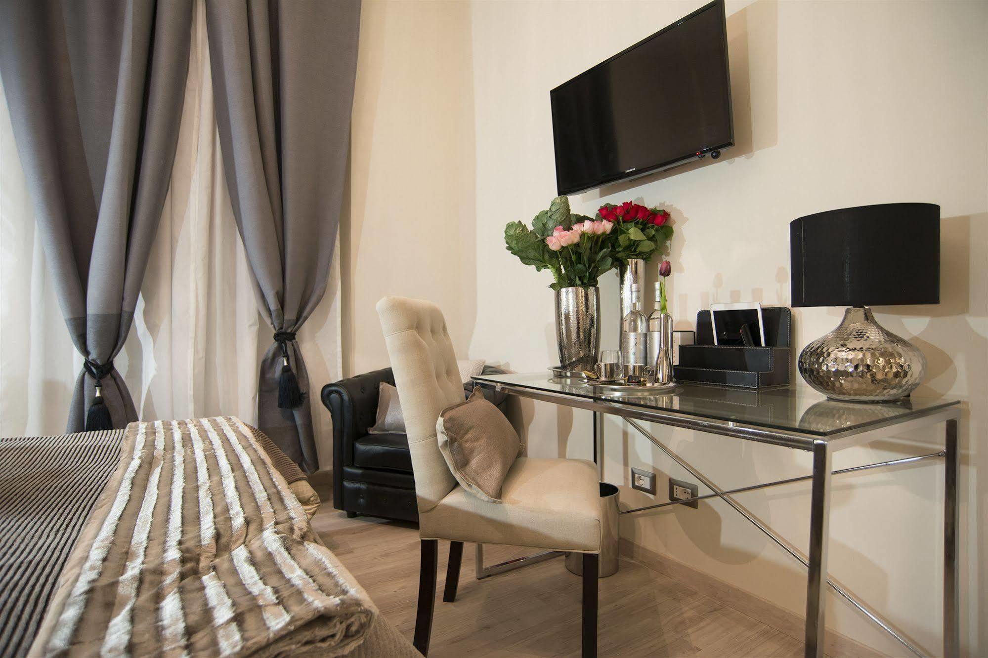 Town House 62 Bed & Breakfast Rome Bagian luar foto