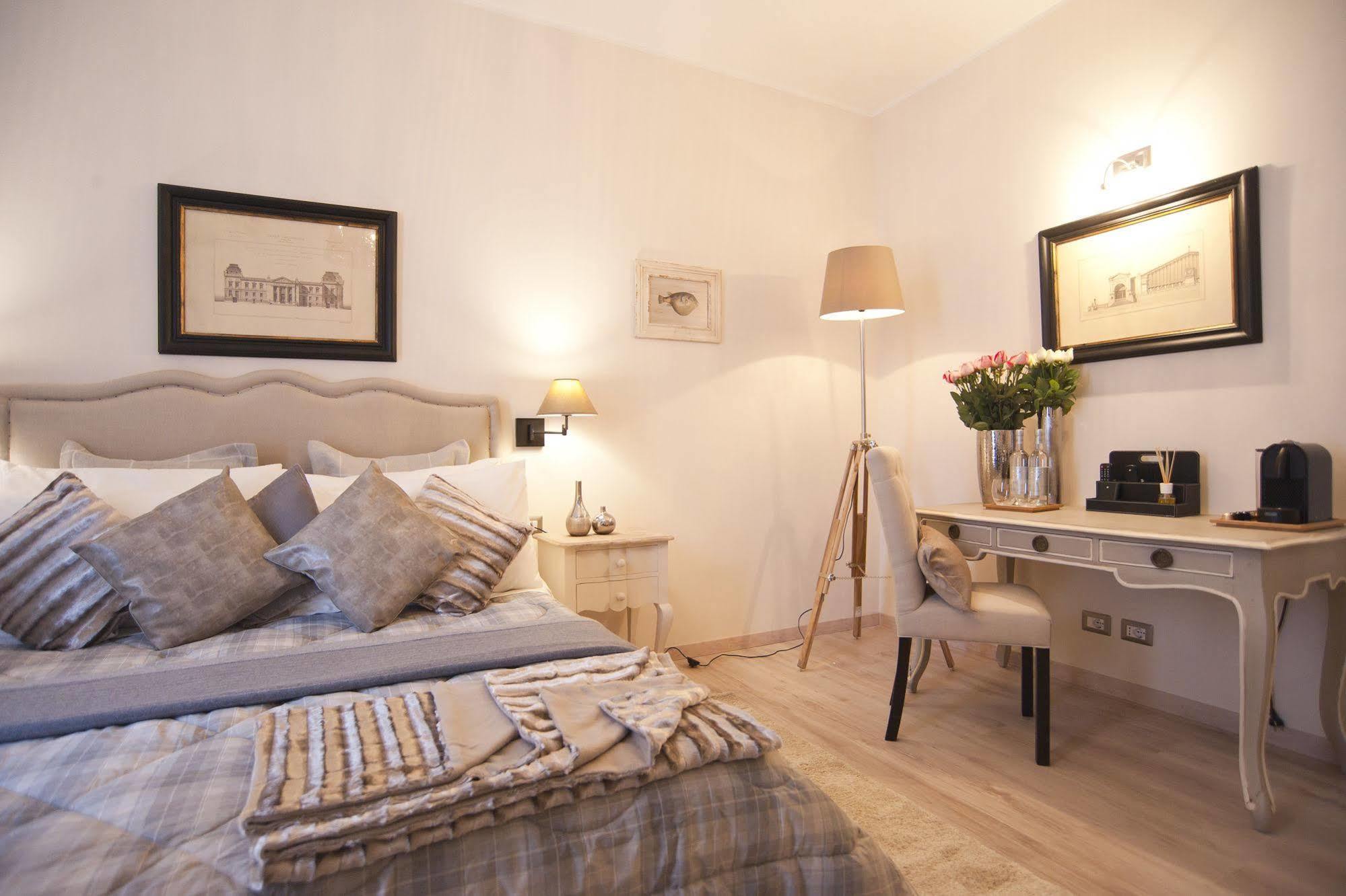 Town House 62 Bed & Breakfast Rome Bagian luar foto